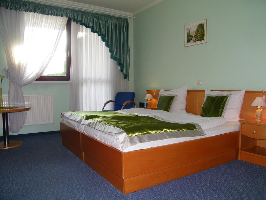 Hotel Restauracja Tawerna Gliwice Kamer foto