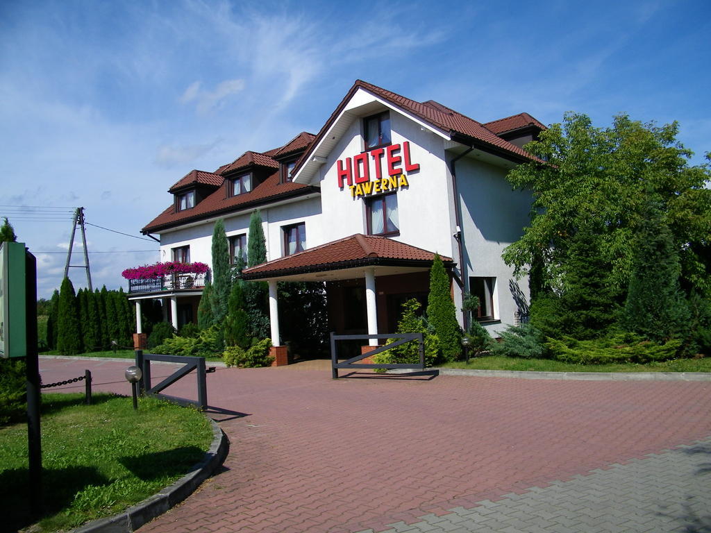 Hotel Restauracja Tawerna Gliwice Buitenkant foto