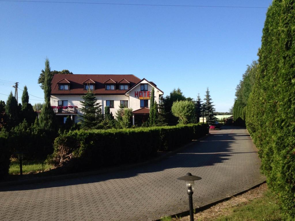 Hotel Restauracja Tawerna Gliwice Buitenkant foto