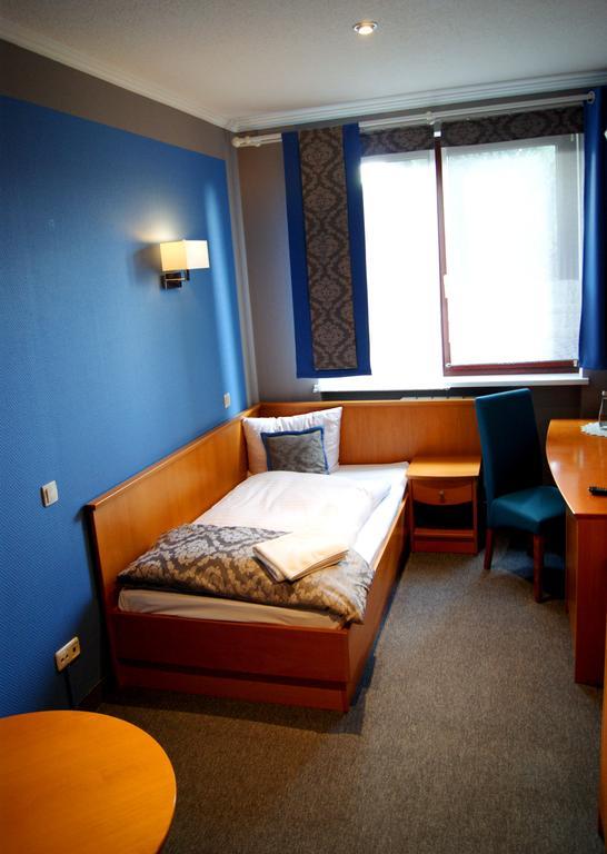 Hotel Restauracja Tawerna Gliwice Buitenkant foto
