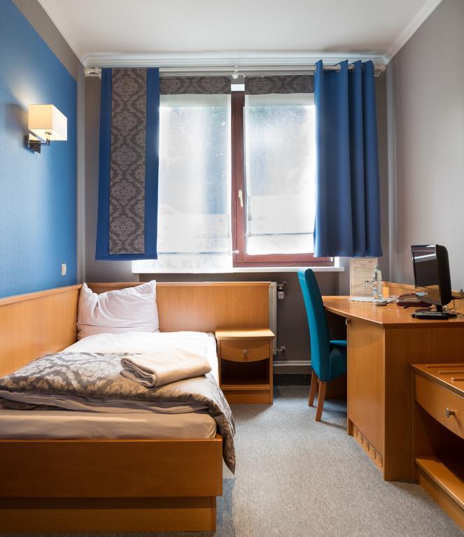 Hotel Restauracja Tawerna Gliwice Buitenkant foto